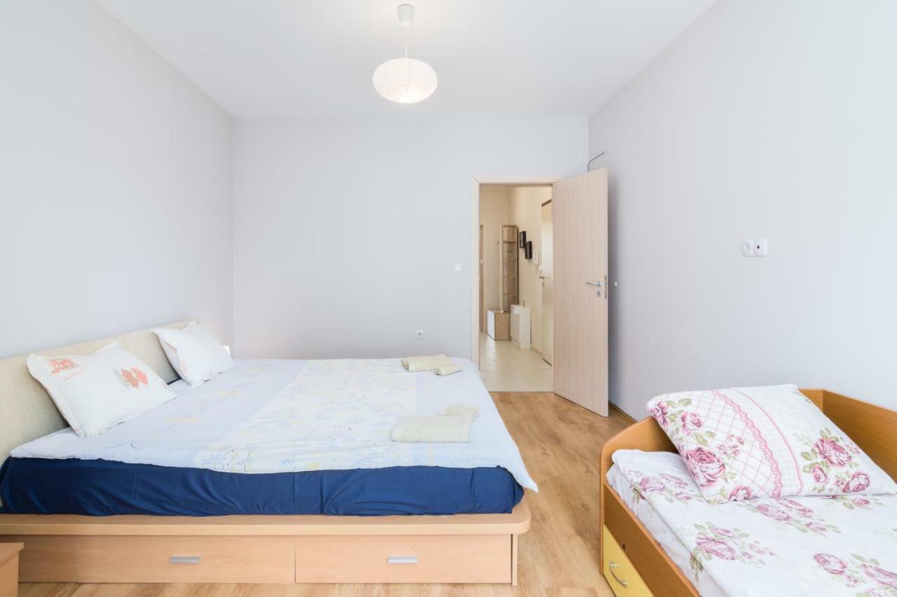 Vitosha View One Bedroom Apartment By Flat Mаnager София Екстериор снимка